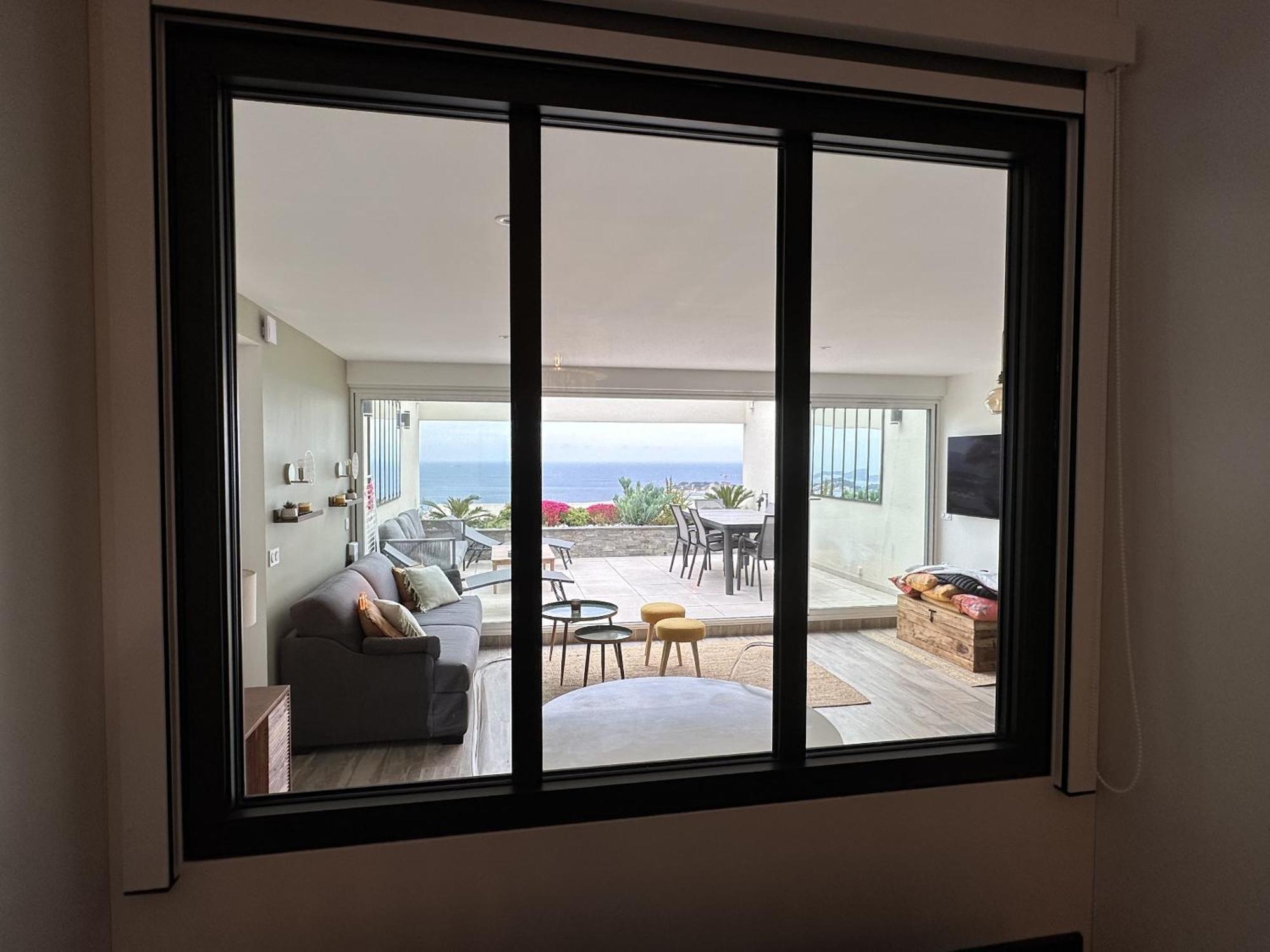 Superbe T2 44M2 - Grande Terrasse Vue Mer Panoramique Exceptionnelle Piscine - Parking Bandol Exterior photo